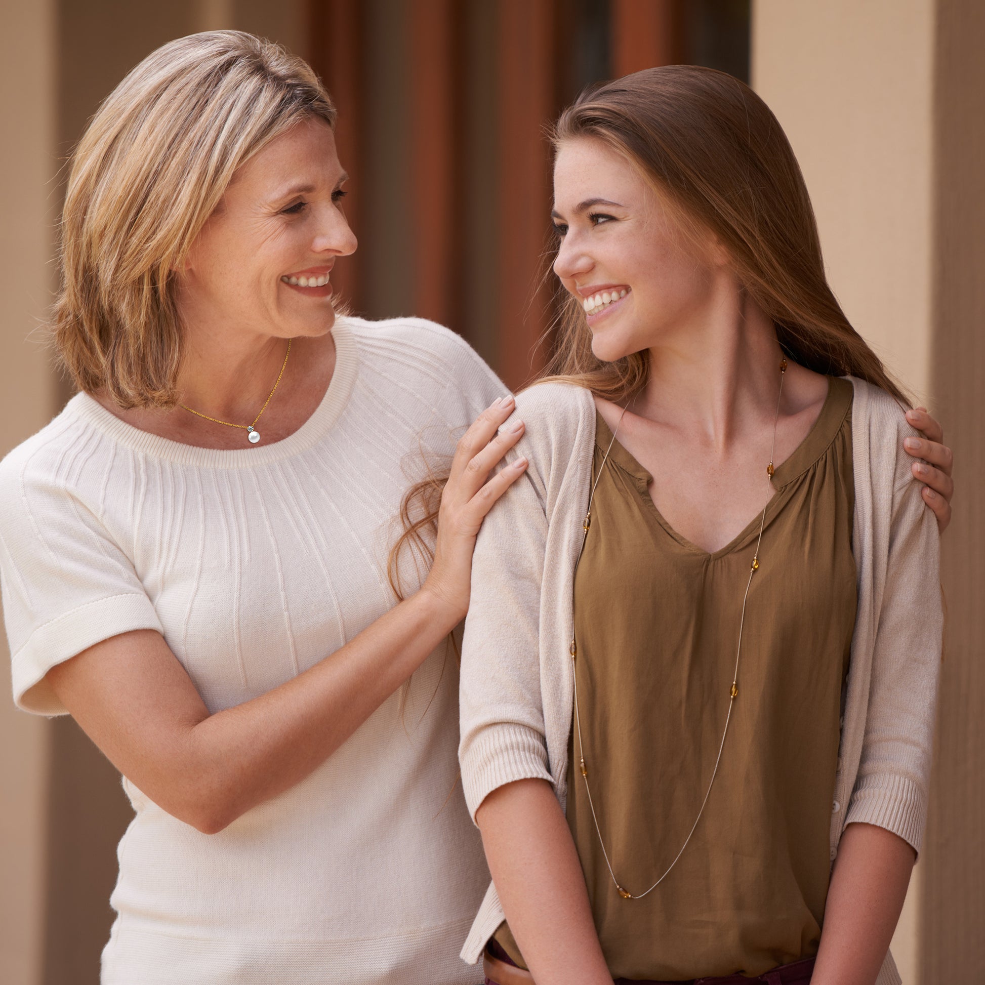 Single Pearl Necklace for Bonus Mom
