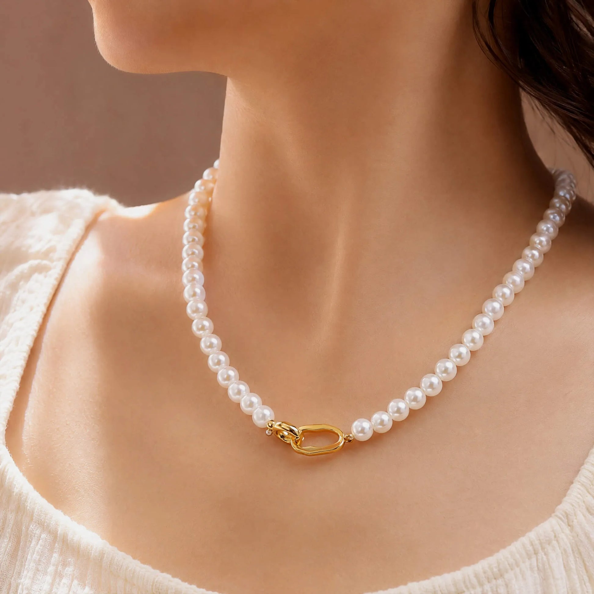 Adjustable Classic Pearl Necklace
