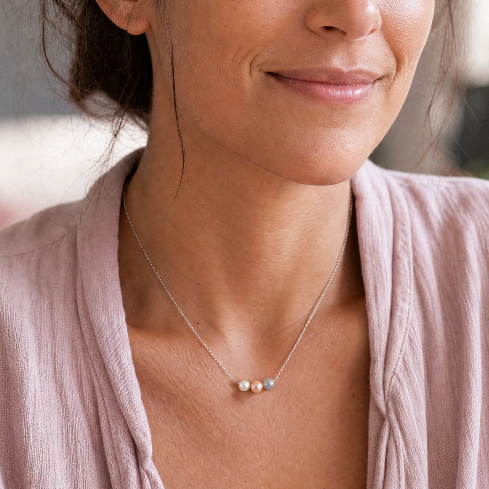 Three Pearls Generation Necklace