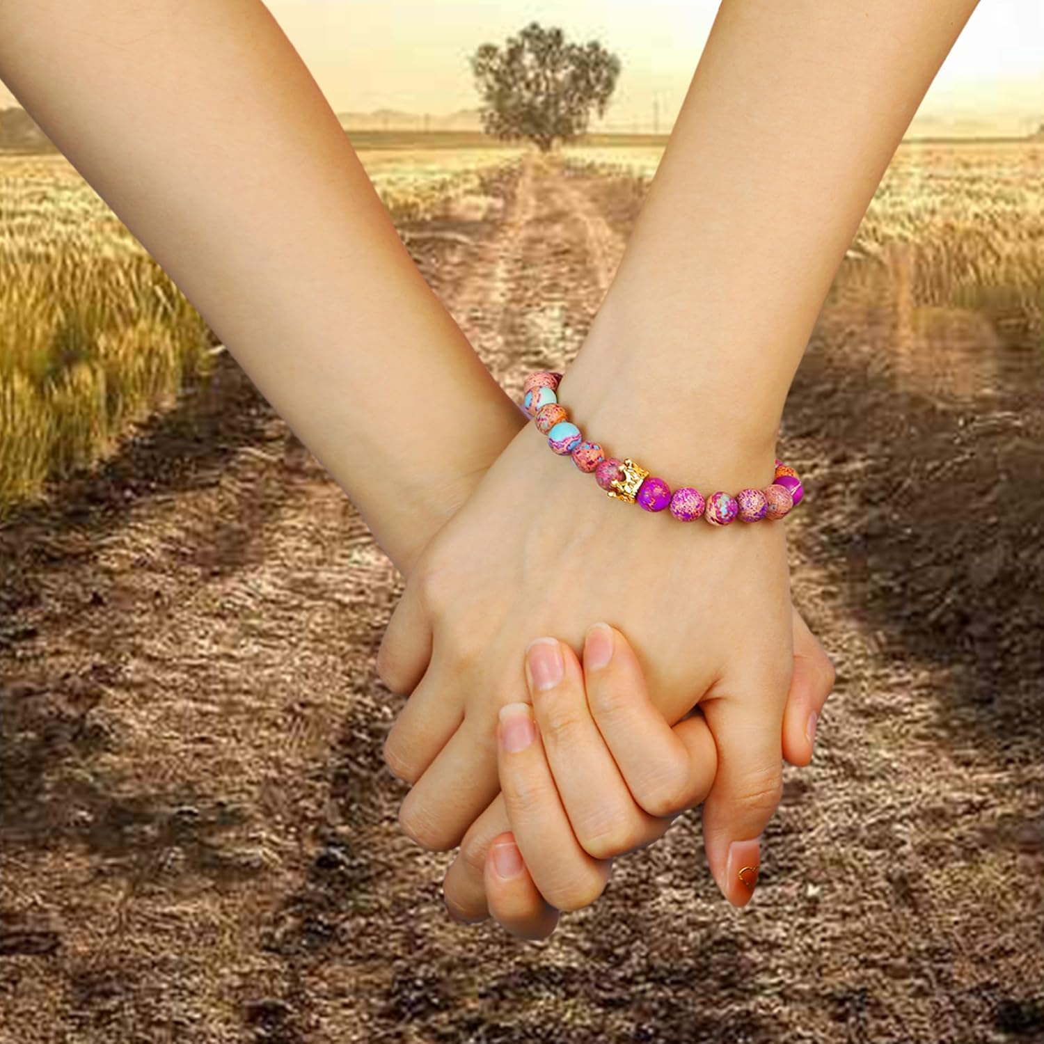 Sereney Best Friend Birthday Gifts for Women as Bestie Gift for Best Friend, Golden Crown Bestie Birthday Gifts for Her as Bestie Bracelet Friendship Gifts Best Friend Bracelets